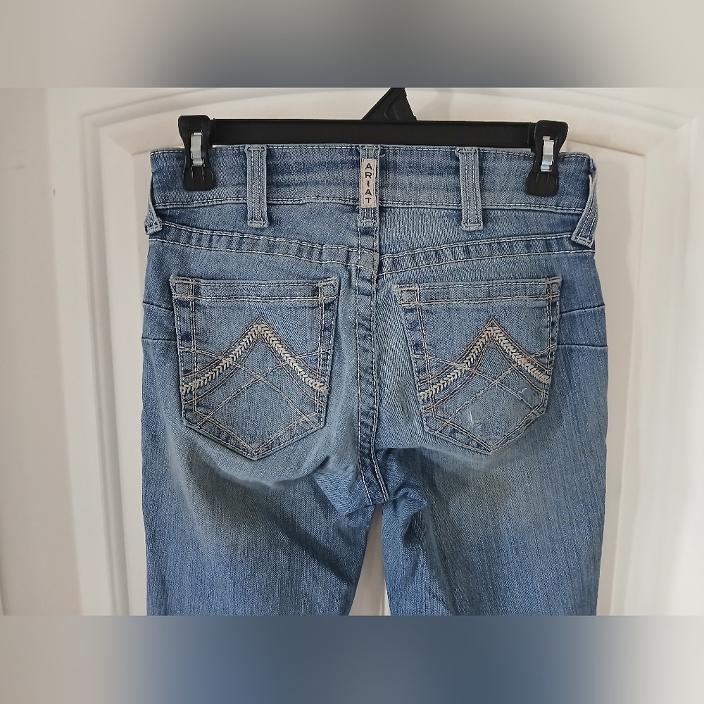 Ariat Mid Rise Straight Jean - Picture 3 of 5